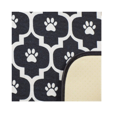 Kole Imports Black and White Bone Dry Machine Washable Feeding Mat