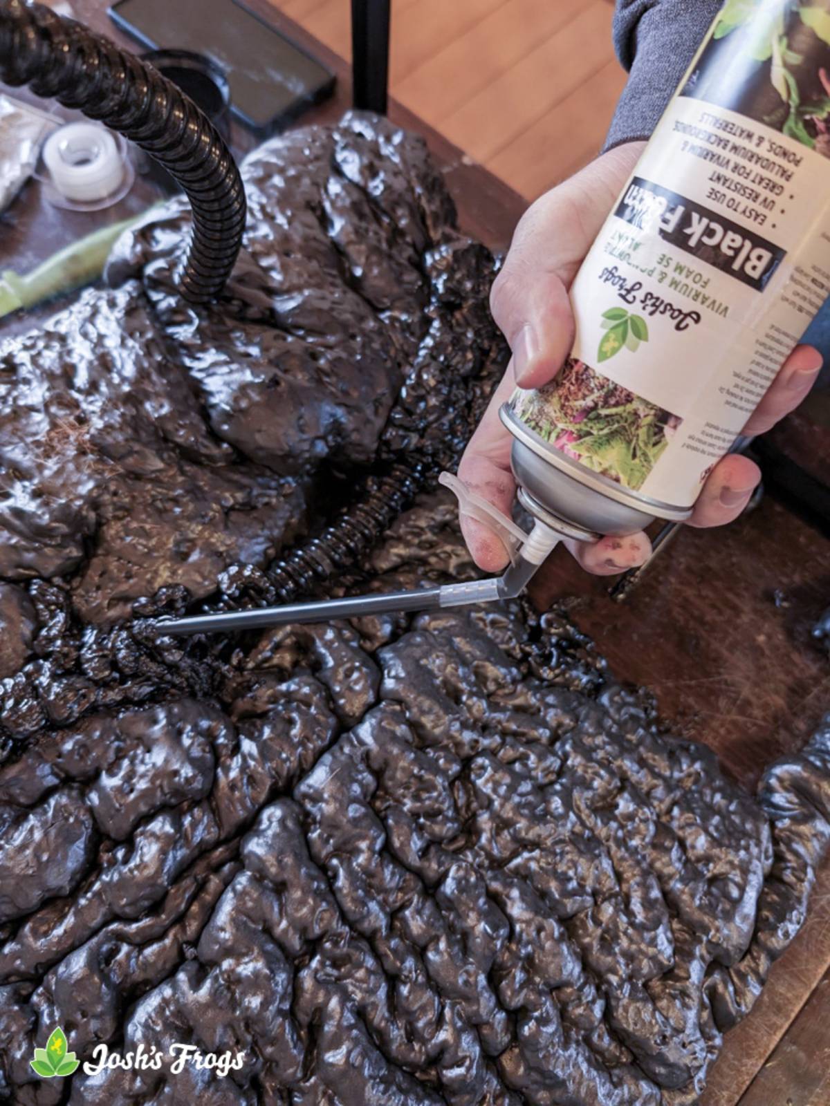 Josh's Frogs Vivarium & Pond Build Foam Sealant- Black 12 oz